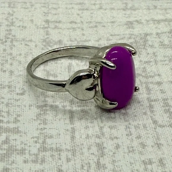 New Bold Oval Purple Statement Ring, Size 8 - Picture 5 of 5